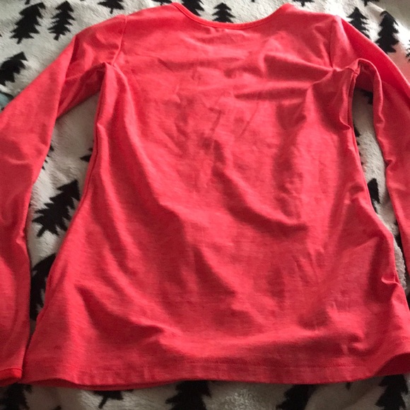 !!!OLD NAVY ACTIVE shirt!!! - Picture 4 of 4